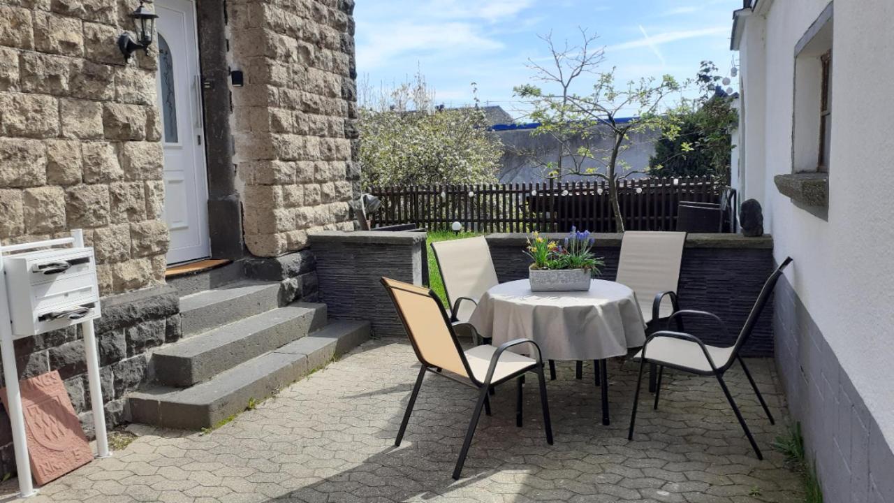 Ferienwohnung Am Vulkanpfad Ettringen  Dış mekan fotoğraf
